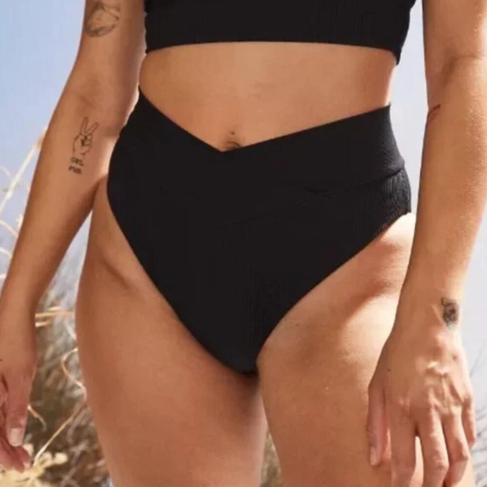 Aerie Ribbed Crossover High Cut Cheeky Bikini Bottoms